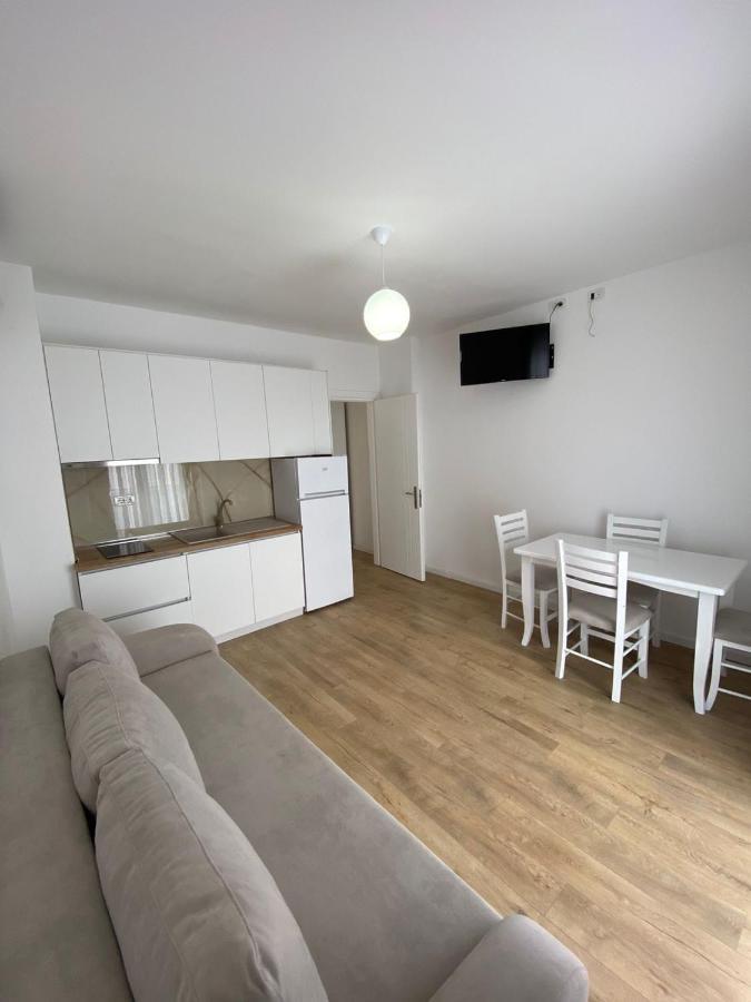 Borsh Apartments Dış mekan fotoğraf