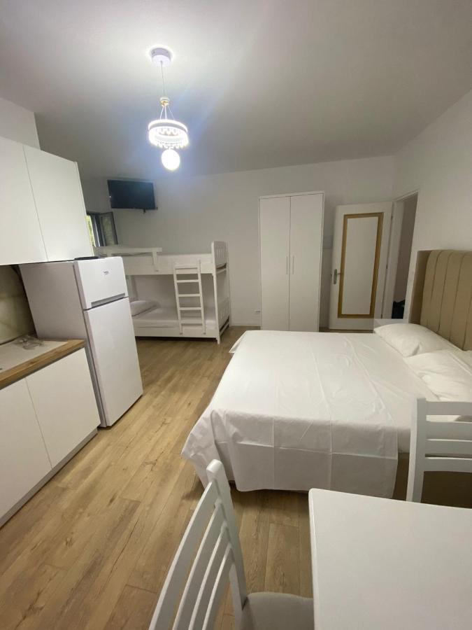 Borsh Apartments Dış mekan fotoğraf
