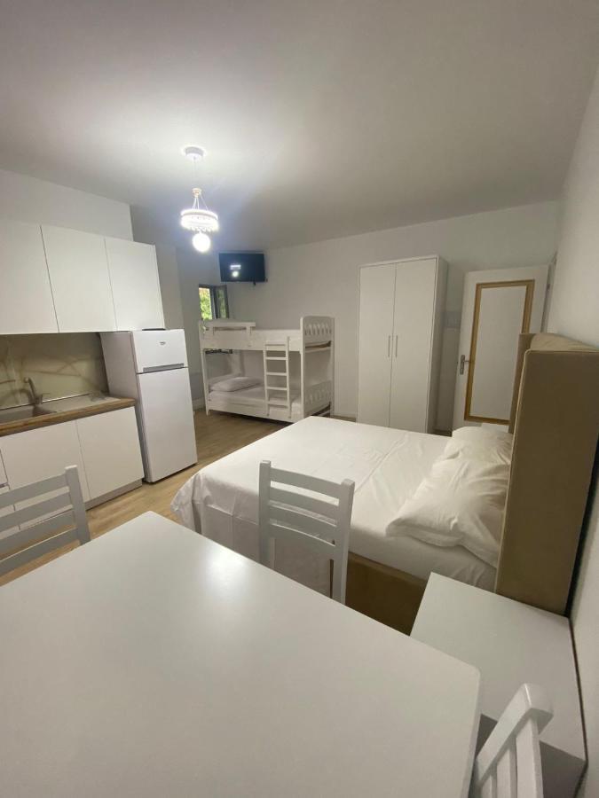 Borsh Apartments Dış mekan fotoğraf